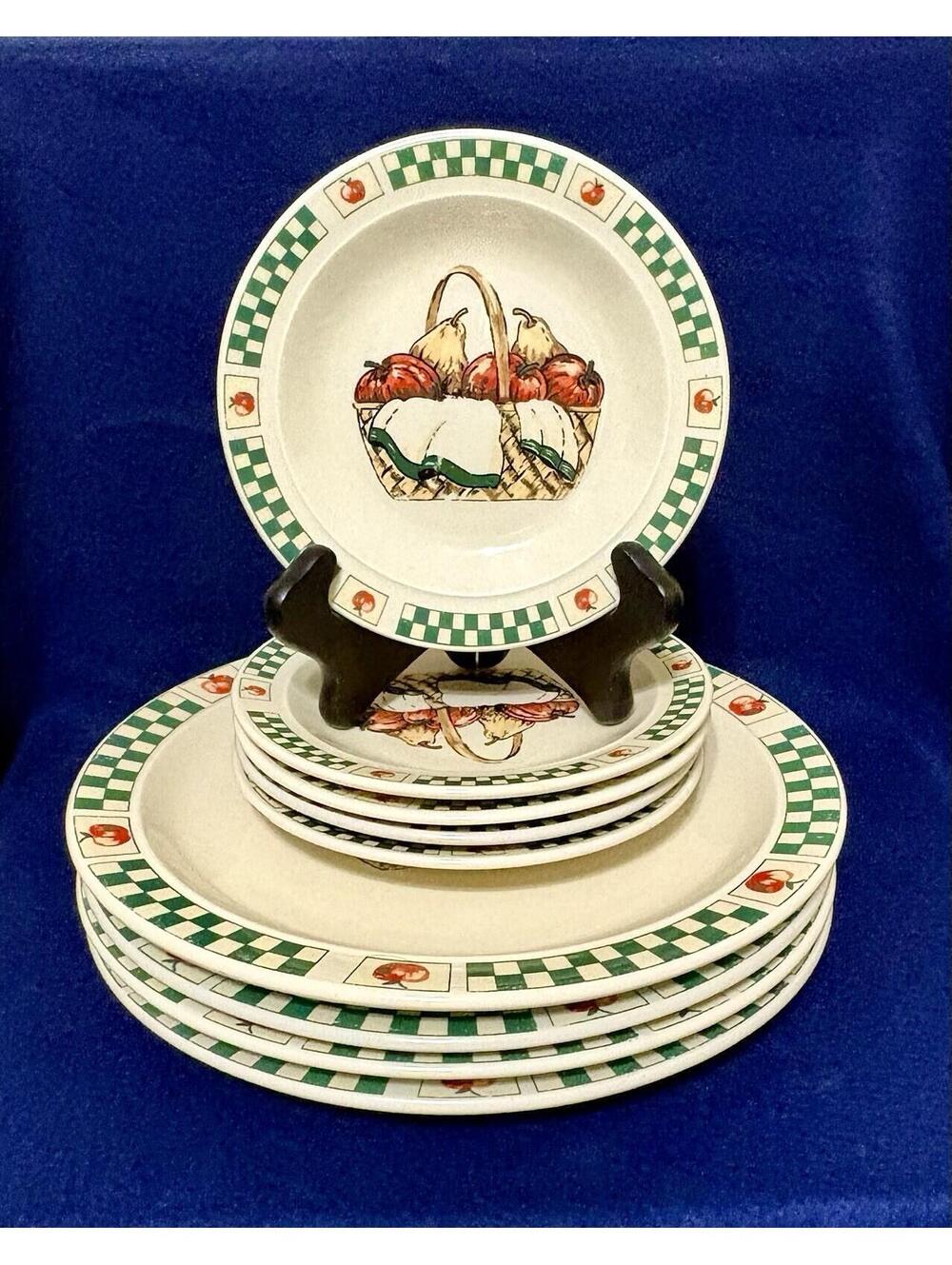 Gibson Housewares Apple Pear Basket ~ 4  Dinner Plates And 5 Salad Plates